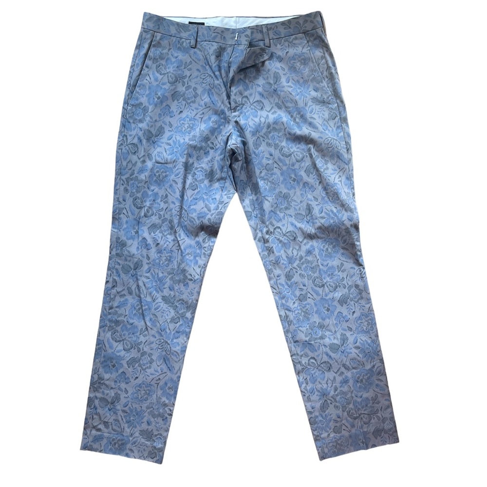 Excellent condition. Lightly used. J.Crew summer floral suit pant (31/30).
